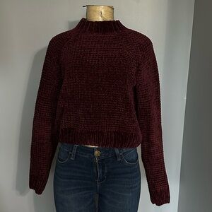 S - H&M - maroon knit sweater crop top